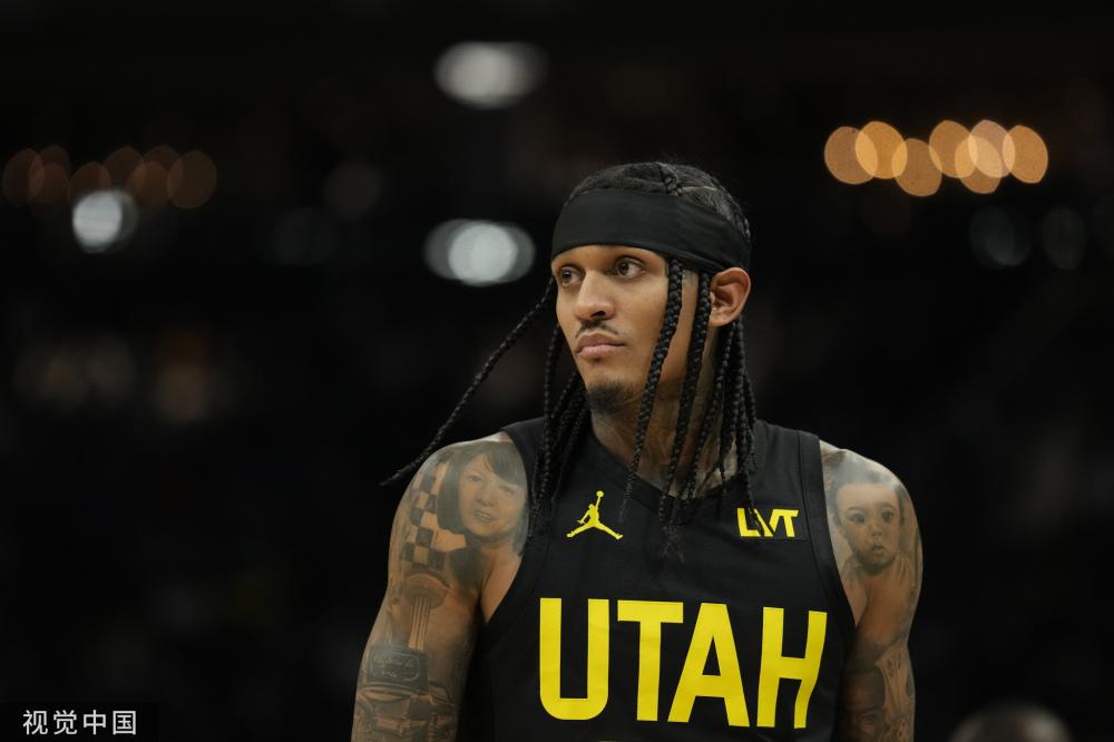 则显得更加 则显得更加